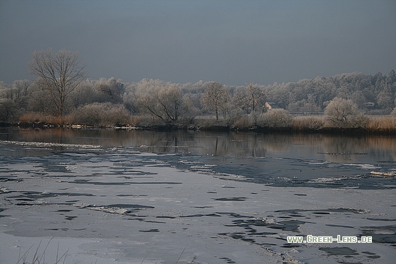 Flusslandschaft - Copyright Stefan Pfützke