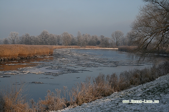 Flusslandschaft - Copyright Stefan Pfützke